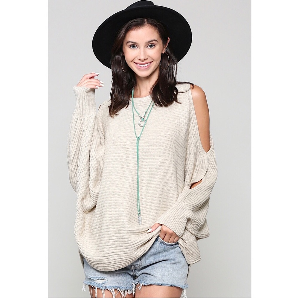 KYEMI • Oversize Cold Shoulder Batwing Sweater - Picture 4 of 5